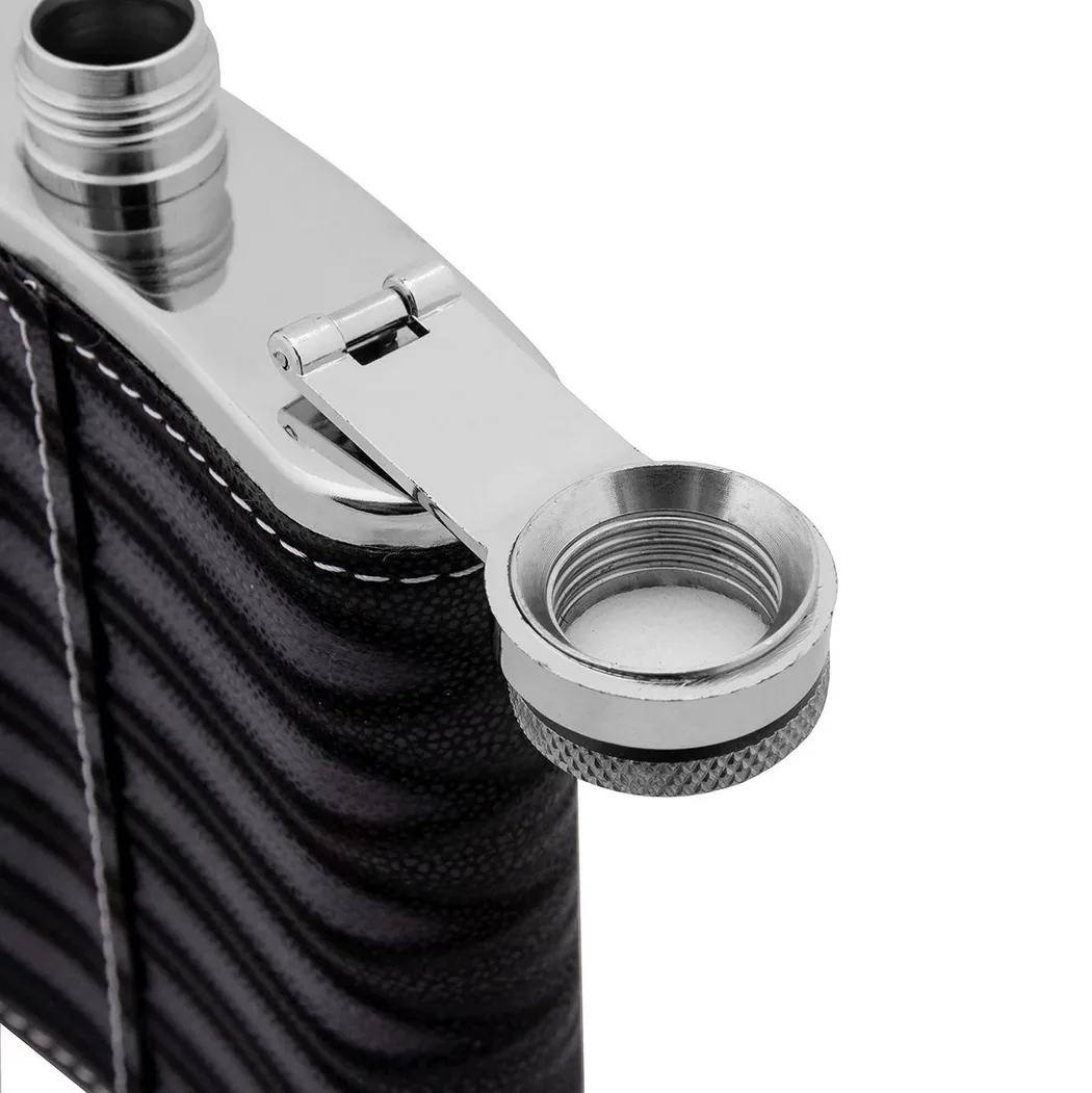 Piersiówka stalowa metalowa nierdzewna czarna 240ml - obrazek 3