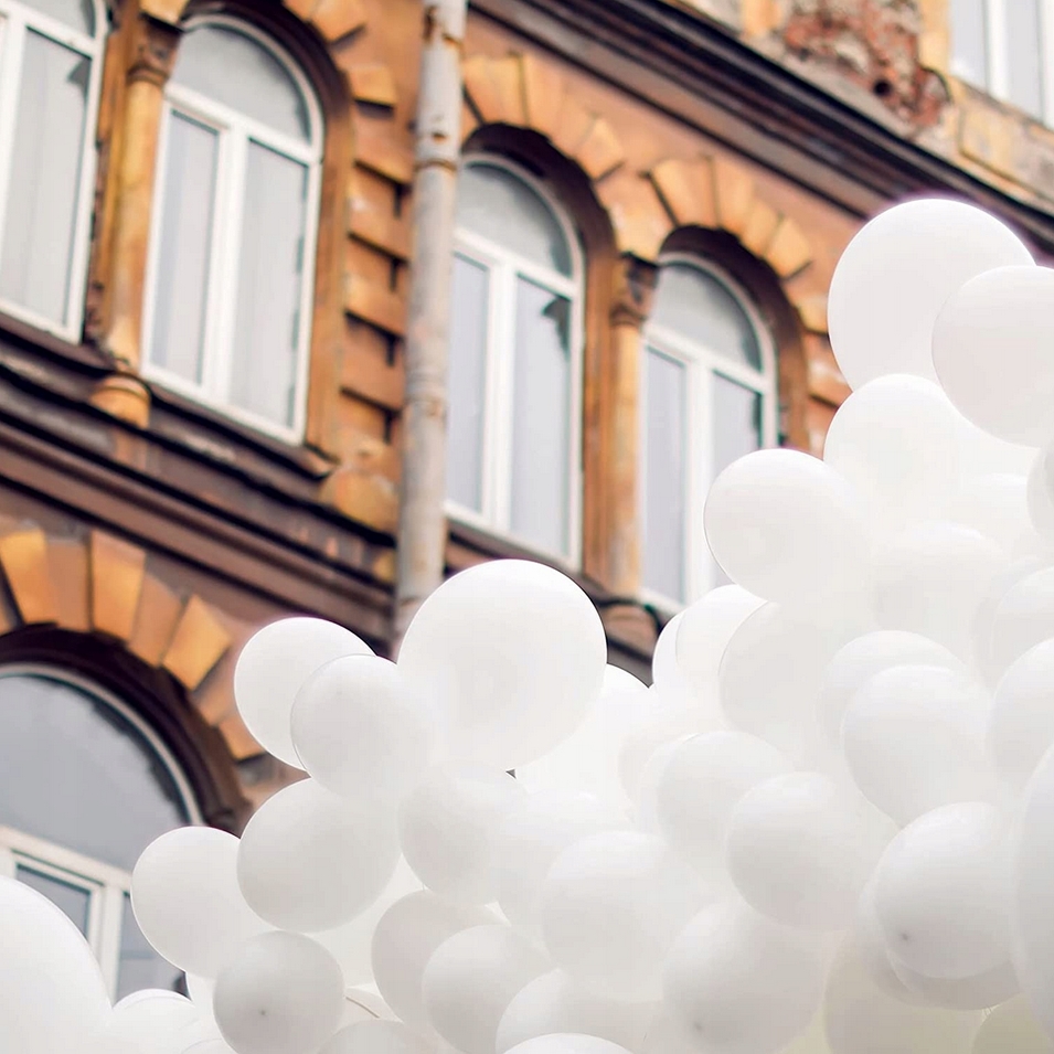 Balony białe ślubne pastelowe na komunię chrzciny dekoracja zestaw 15cm 100szt - obrazek 4